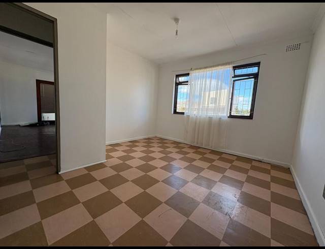 2 BEDROOM PROPERTY TO RENT IN SILVERTOWN